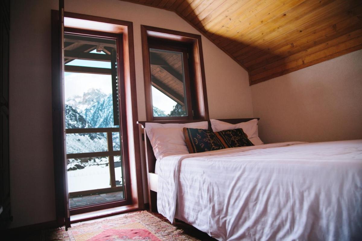 Hostel Rilindja Valbone Bagian luar foto